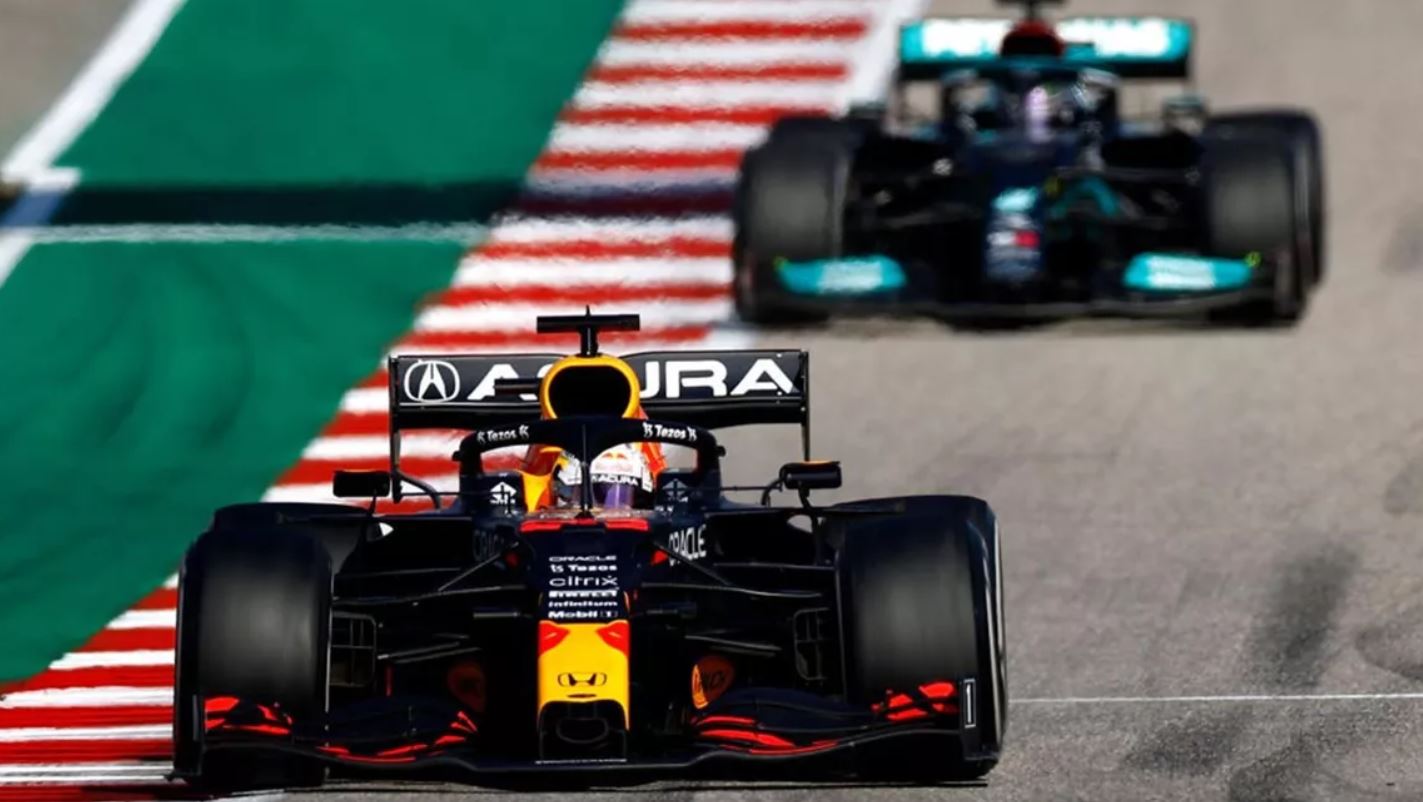 Verstappen ia Marele Premiu de Formula 1 al SUA și rămâne primul în clasamentul general